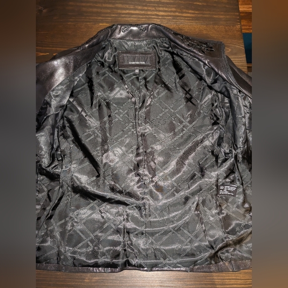 Jones New York Embroidered black leather jacket size medium - Picture 7 of 15